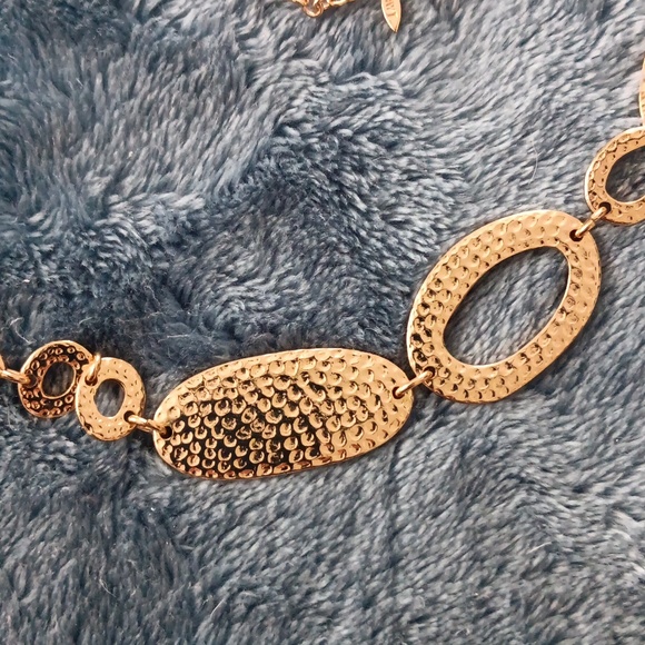 Avon retro goldtone necklace - Picture 3 of 5